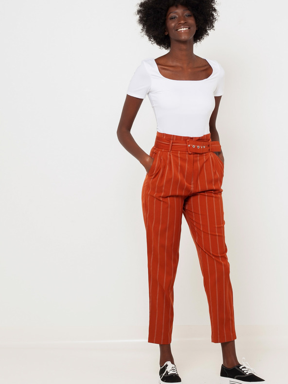 CAMAIEU Narancssárga csíkos nadrág övvel CAMAIEU