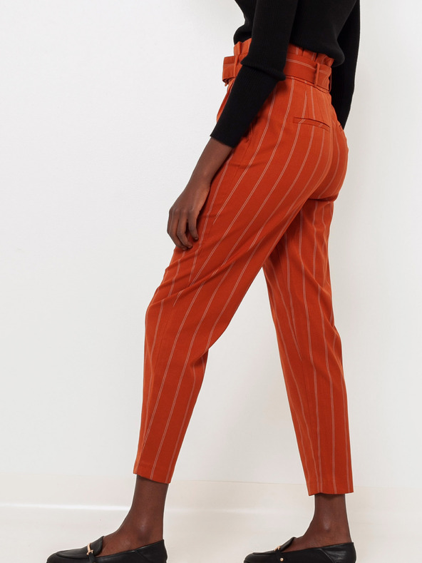 CAMAIEU Narancssárga csíkos nadrág övvel CAMAIEU