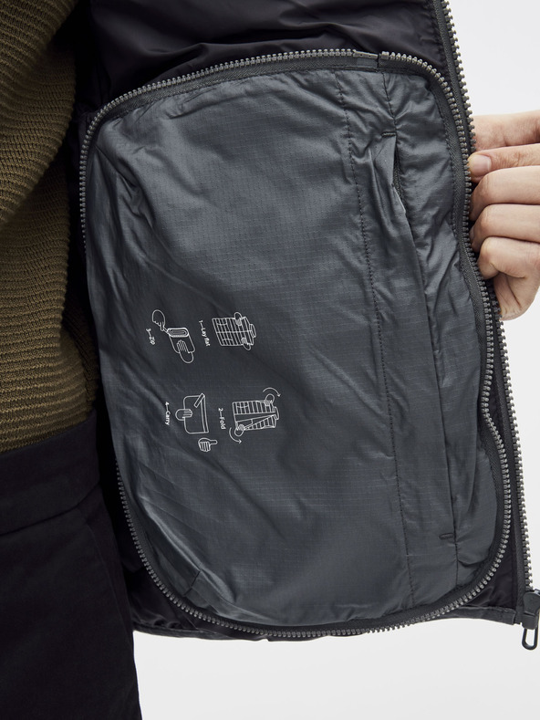 Celio Suless Mellény