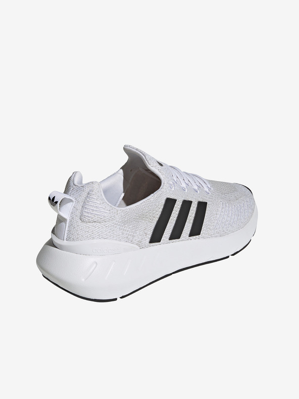 adidas Originals Swift Run 22 Sportcipő