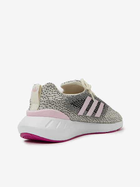 adidas Originals Swift Run 22 Sportcipő