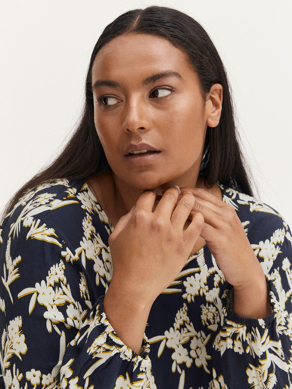 Fransa Fehér és kék virágos blúz Fransa