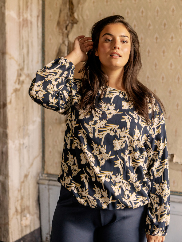 Fransa Fehér és kék virágos blúz Fransa