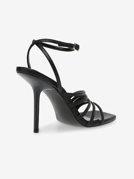 Steve Madden Steve Madden All In Black sarokszandálok