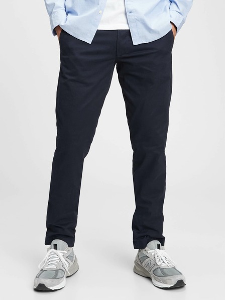 GAP Nadrág modern khaki slim fit GapFlex GAP