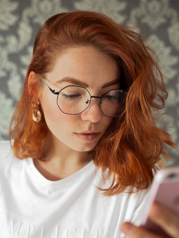 VEYREY Ralf Számítógépes szemüveg