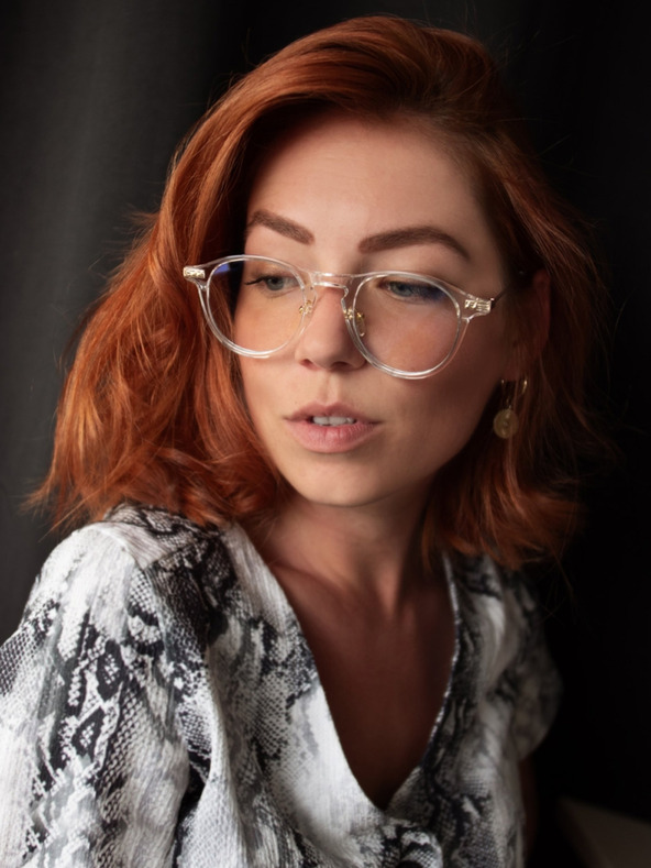 VEYREY Ida Számítógépes szemüveg