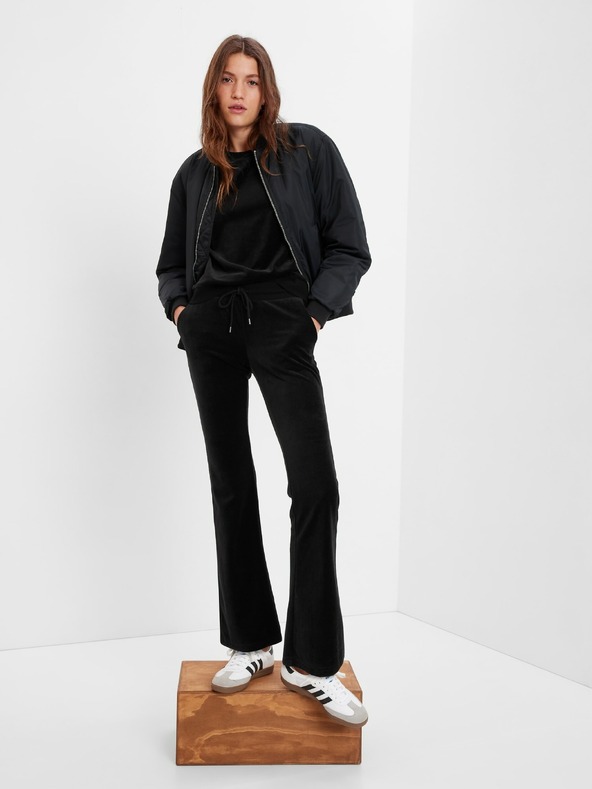 GAP Bársony melegítő nadrág flare mid rise GAP