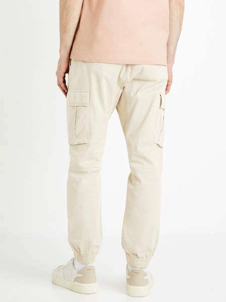 Celio Krémszínű férfi cargo nadrág Celio Docar