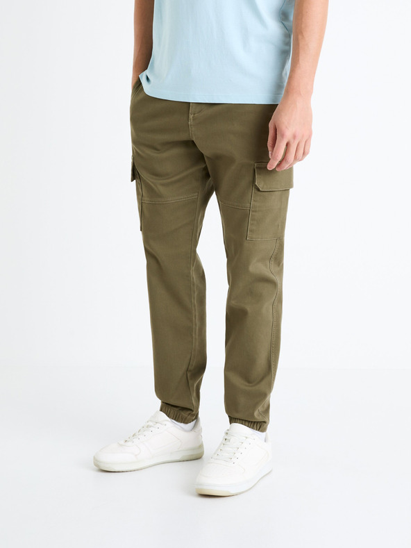 Celio Khaki színű férfi cargo nadrág Celio Dolyte