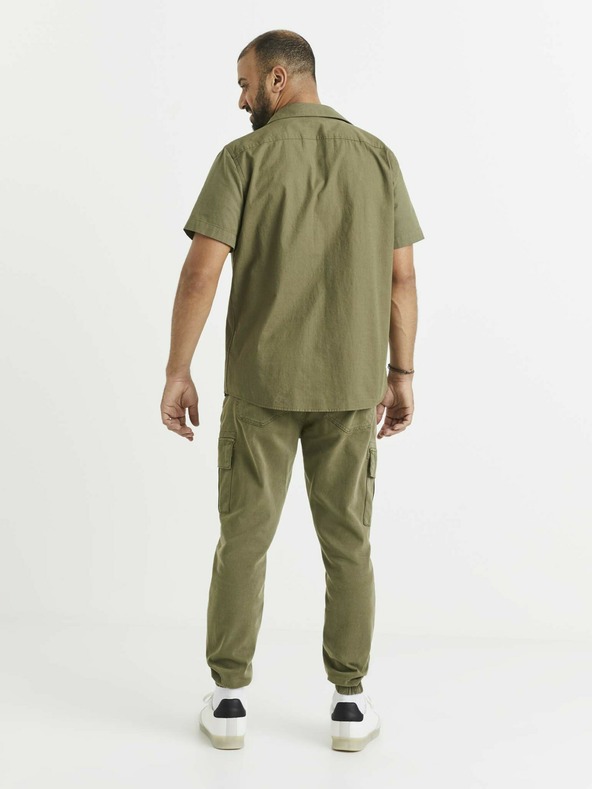 Celio Khaki színű férfi ing zsebekkel Celio