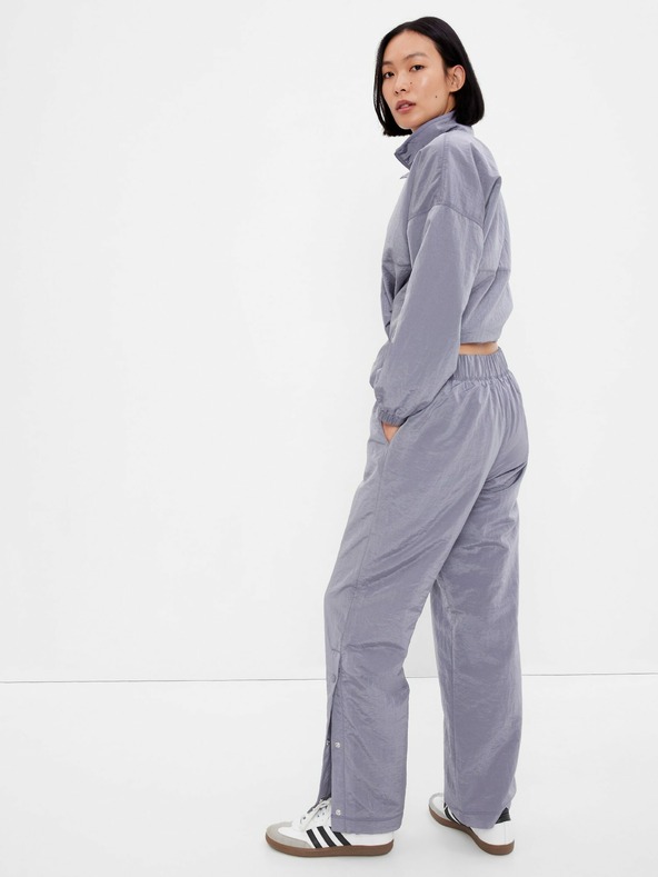 GAP Gombos nadrág GapFit Fleece-béléssel GAP