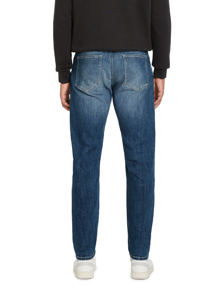 Celio Karcsú farmer Celio Jostroy