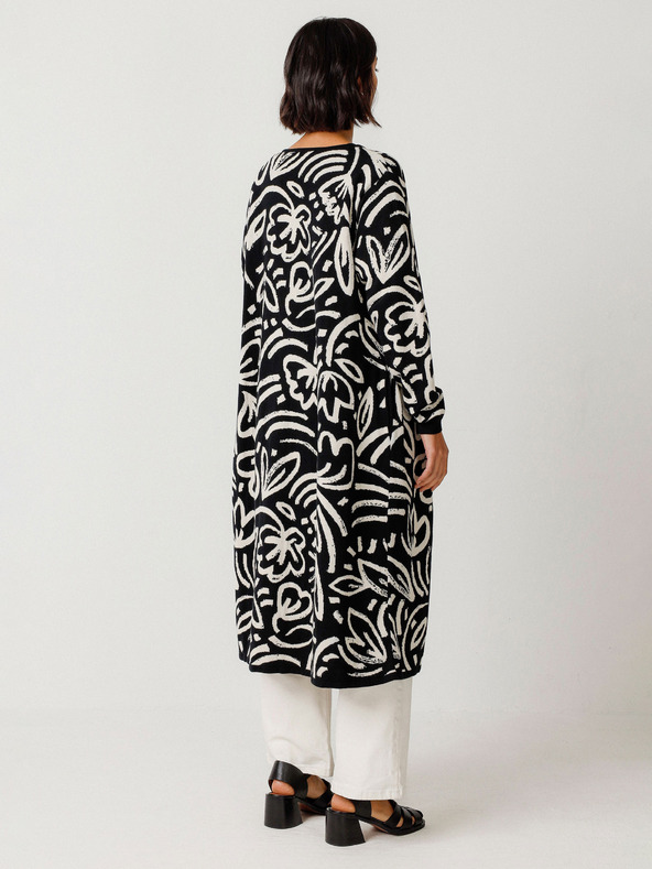 SKFK SKFK Suéter Kasandra krém és fekete női virágos kardigán SKFK Suéter Kasandra krém és fekete női virágos kardigán