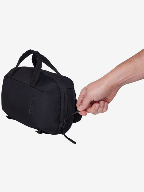 Thule Fekete Thule Subterra 2 5L válltáska