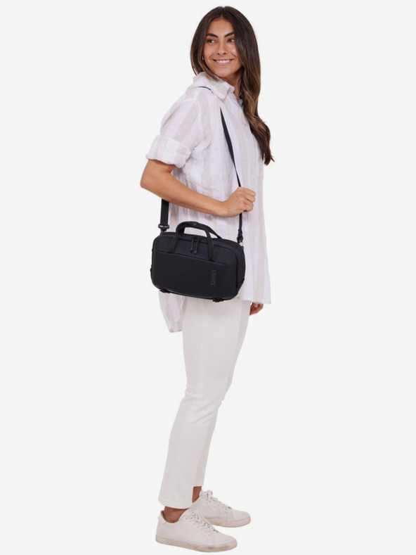 Thule Fekete Thule Subterra 2 5L válltáska