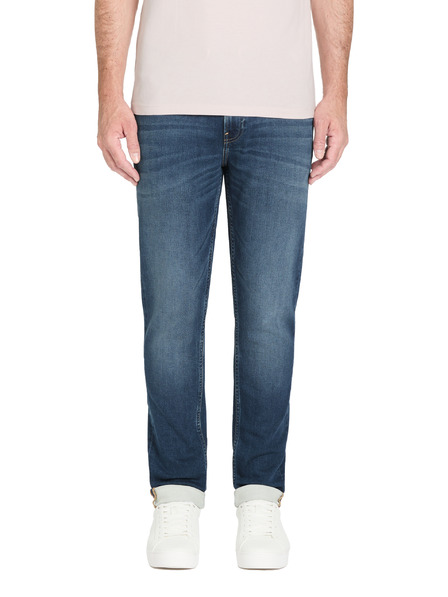 Celio Josuper Celio vékony farmer
