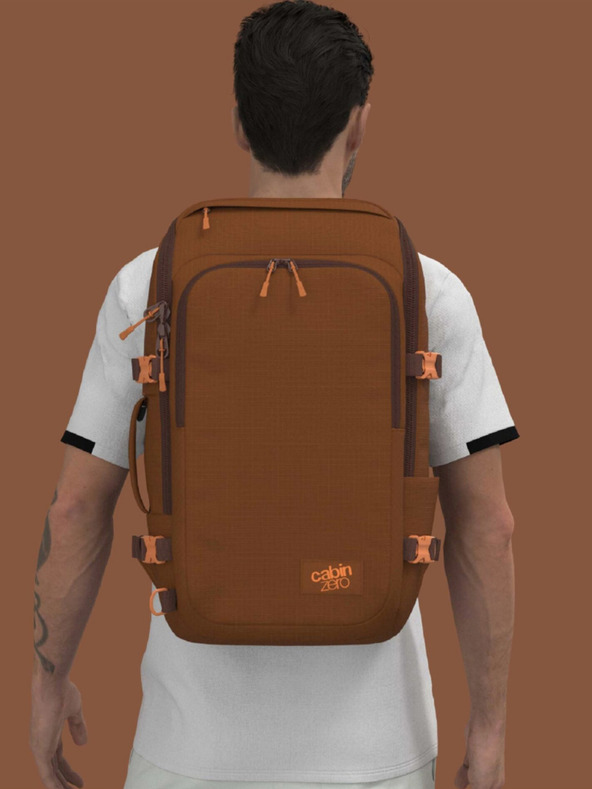 CabinZero Hátizsák CabinZero Adv Pro 32L Saigon kávé