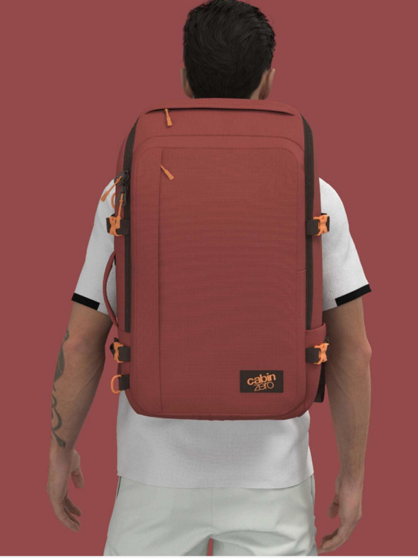 CabinZero Hátizsák CabinZero Adv 42L Sangria piros
