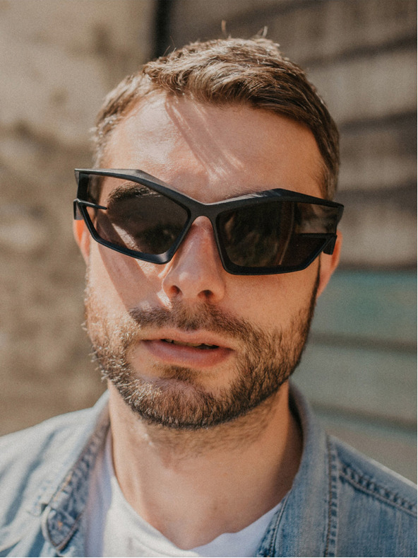 VEYREY VeyRey Unisex futurisztikus Calictor napszemüveg fekete univerzális