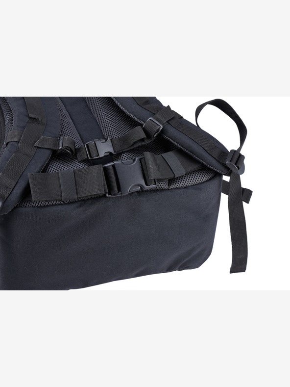 CabinZero Military 44L Absolute Black Hátizsák
