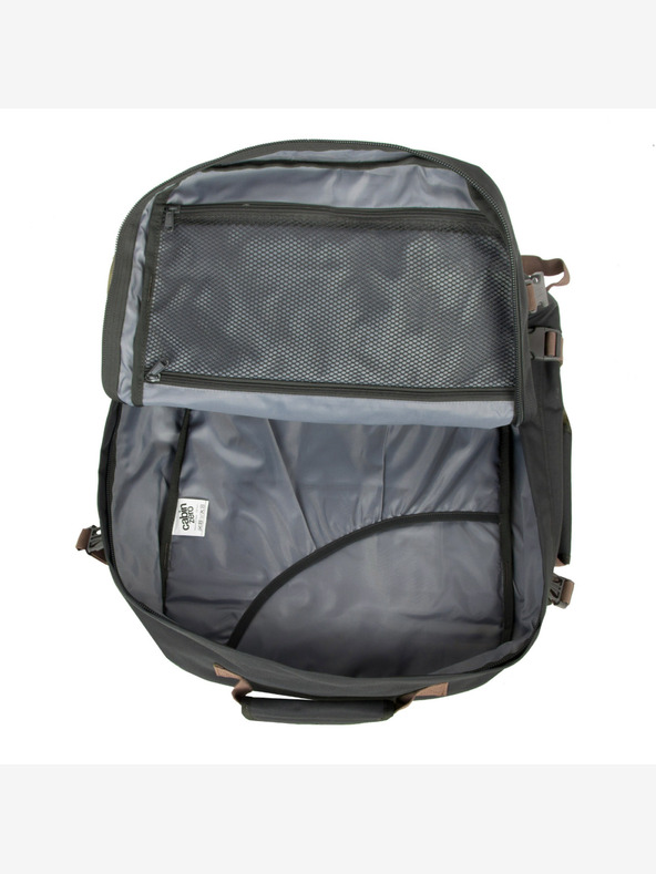 CabinZero Barna és fekete CabinZero Classic Sand hátizsák (36L)