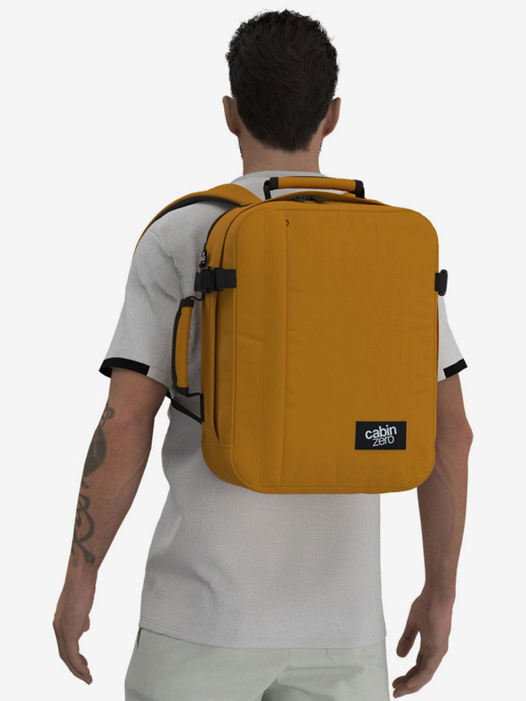 CabinZero Mustár uniszex hátizsák CabinZero Classic Tech (28L)