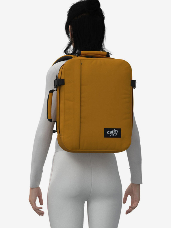 CabinZero Mustár uniszex hátizsák CabinZero Classic Tech (28L)