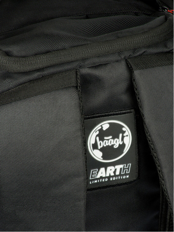 BAAGL  Fekete hátizsák Baagl eARTh Batman Red