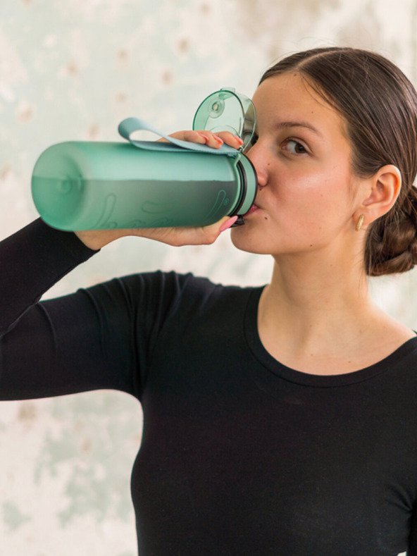 BAAGL  Zöld tritan ivópalack zöld, 800 ml Baagl