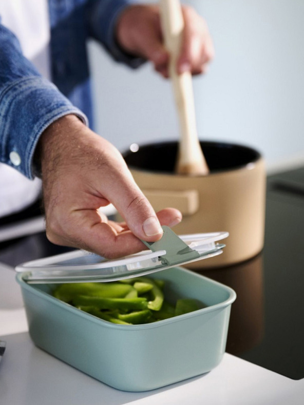 Mepal Fekete színű ételtároló dobozok készlete Mepal EasyClip 2x450 + 1000 ml