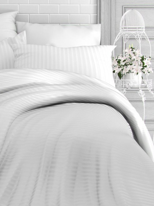 Kvalitex Francia szatén ágynemű csíkkal 1+2, 220x200, 70x90cm FEHÉR