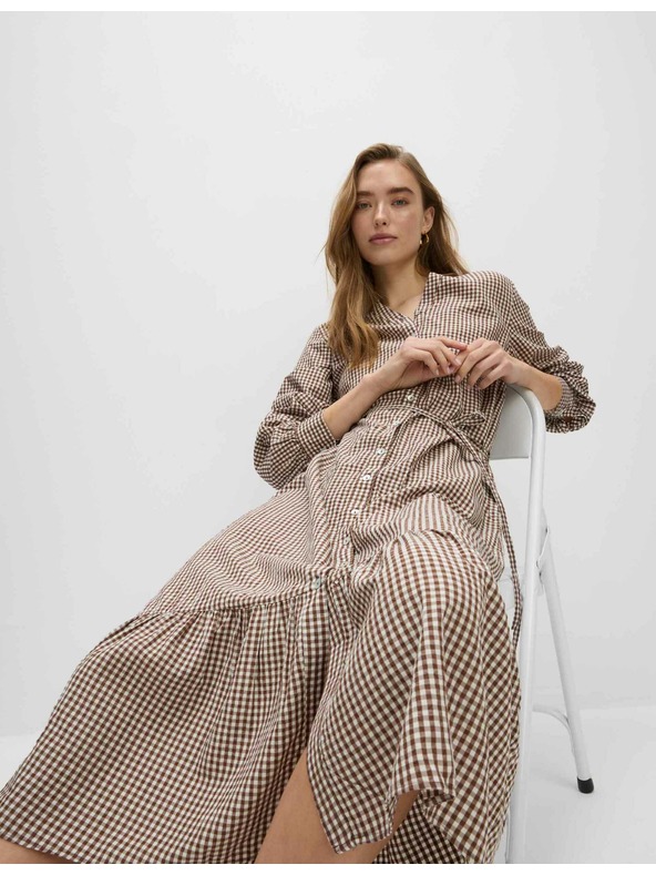 Marks & Spencer Kockás midi ruha elülső gombokkal, magas modal tartalommal Marks & Spencer - barna