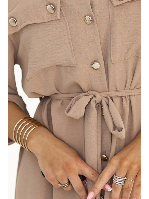 numoco Pólós midi ruha arany gombokkal és nyakkendővel - MOCHA MOUSSE