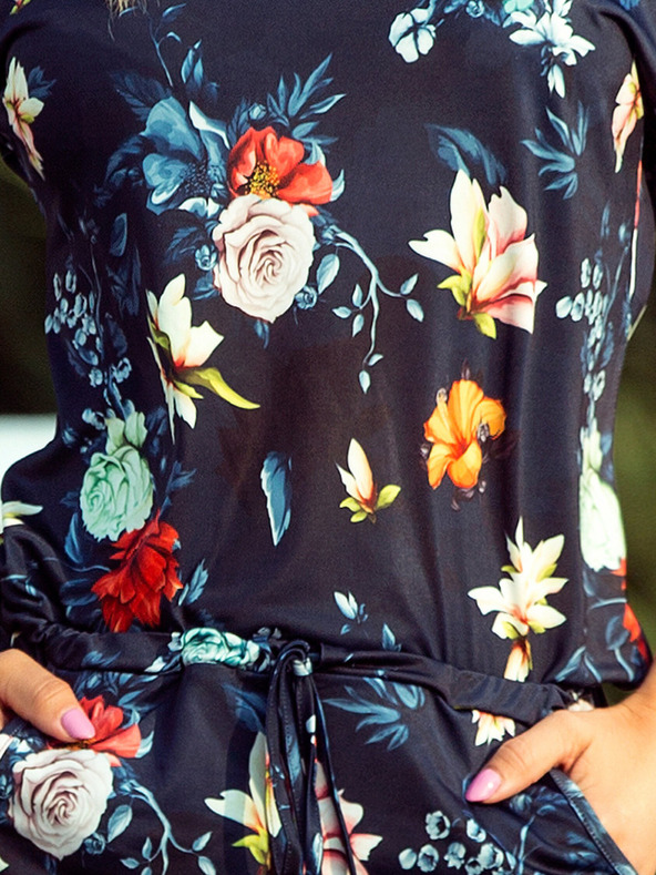 numoco Sportos ruha - színes virágok sötétkék alapon Numoco