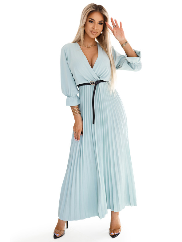 numoco Plasztikázott maxiruha nyakkivágással, övvel és 3/4 ujjal - Pasztell zsálya