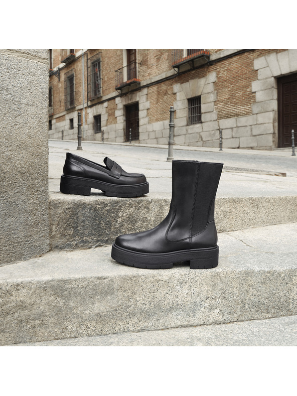 Geox Fekete női mokaszín Spherica Ec7