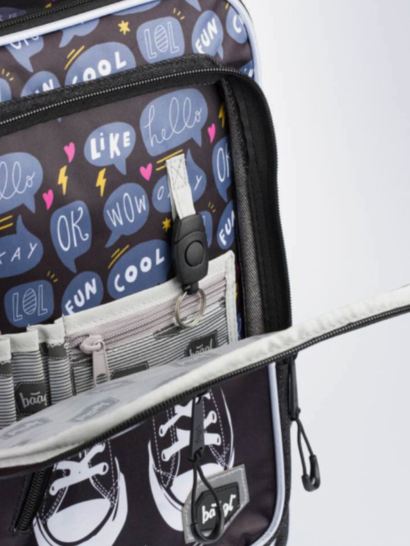 BAAGL  Fekete Kockás iskolai hátizsák Sneakers Baagl