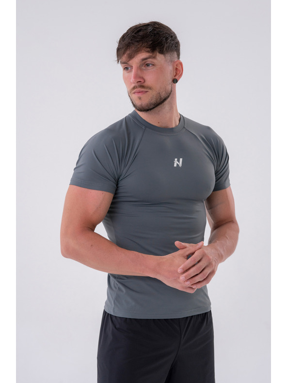 Nebbia Funkcionális karcsúsított póló 324 Nebbia