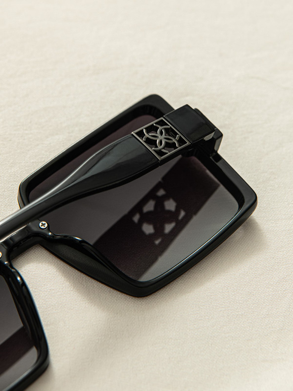 Edoti EDOTI női napszemüveg, Fekete