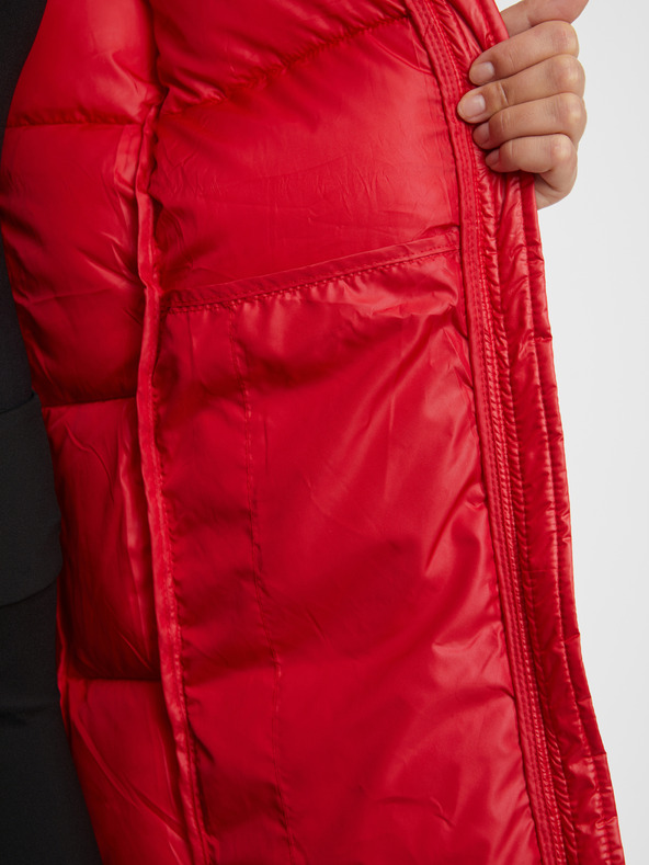 Sam 73 Piros női steppelt kabát kapucnival SAM 73 Anna