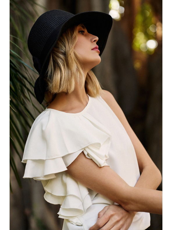 Moodo Women's White T-Shirt Moodo