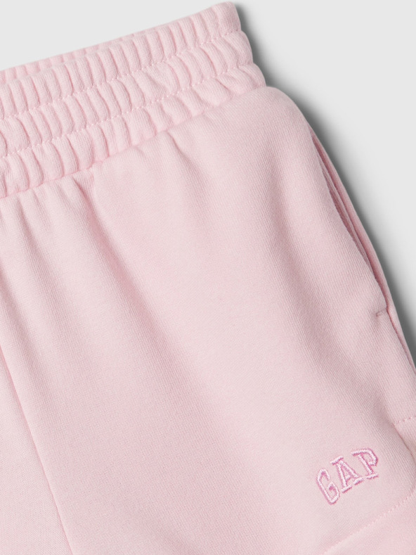 GAP Baby rövidnadrág logóval GAP