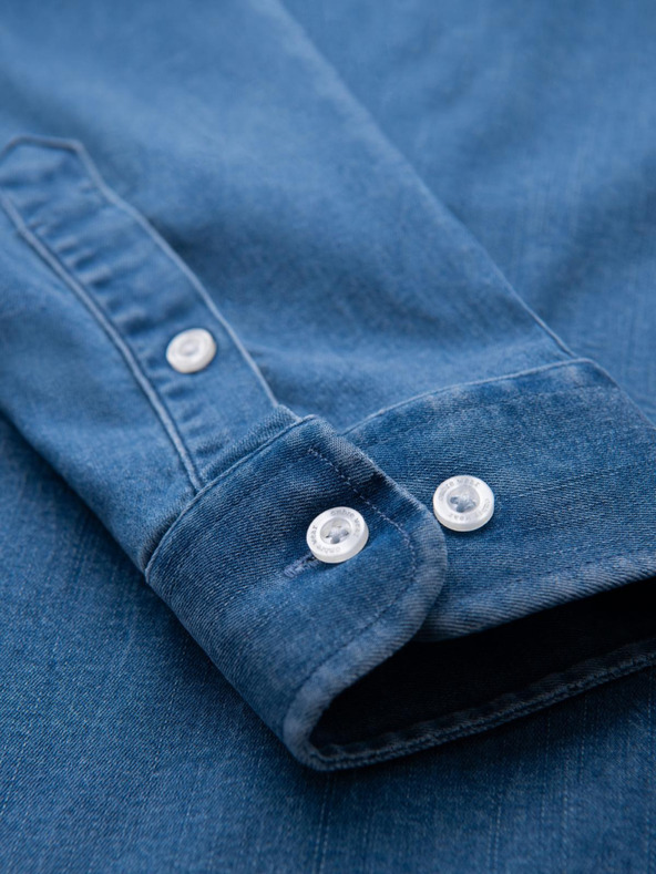 Ombre Clothing Férfi farmering lyocell anyagból, hímzéssel a mellkason - kék Ombre Clothing