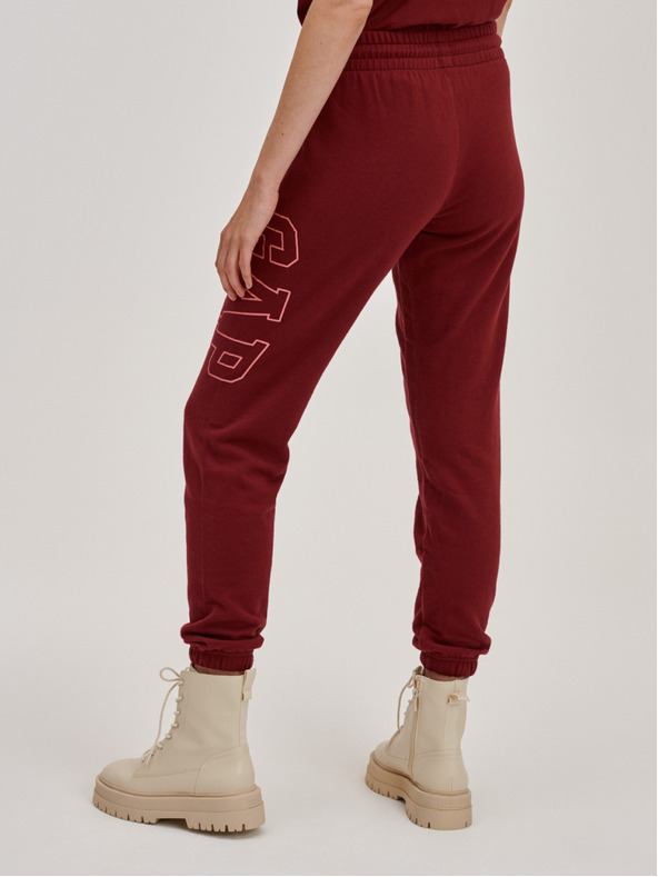 GAP GAP logóval ellátott easy melegítőnadrág