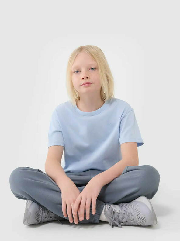 4F 4F fiú melegítőnadrág Méret: