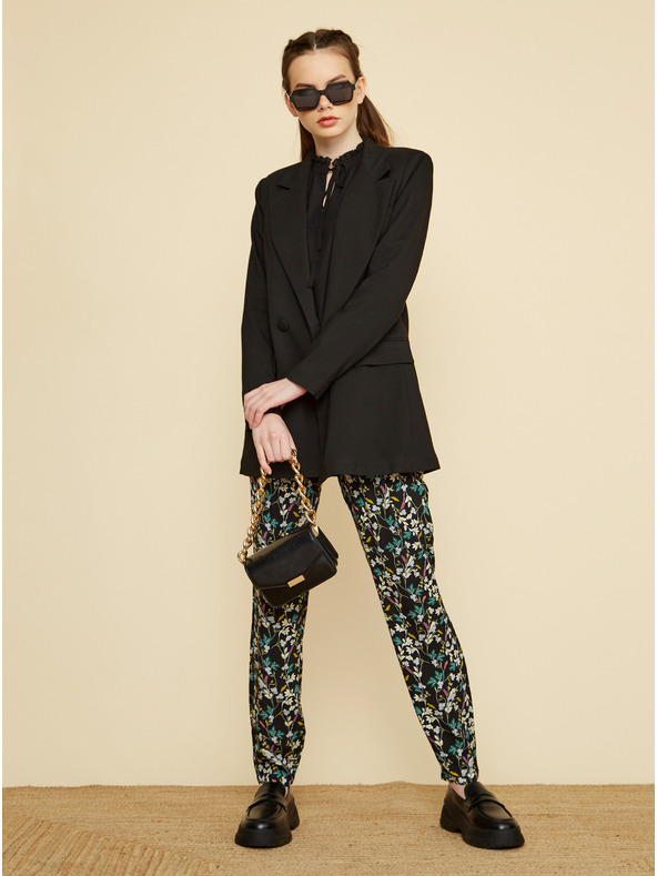 ZOOT.lab Fekete női virágos nadrág ZOOT.lab Rosalyn ZOOT.lab Rosalyn