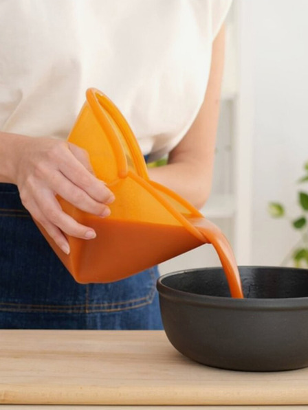Fossil Narancssárga Food Huggers szilikon élelmiszer zacskó (900 ml)