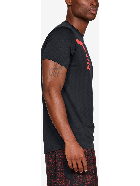 Under Armour Run Tall Póló